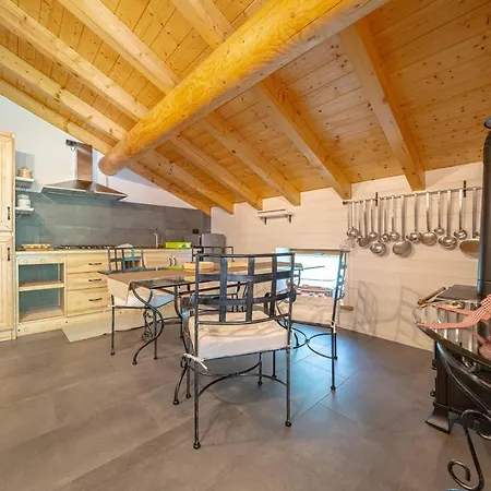 Nel A Samolaco - Terrazzo Apartment
